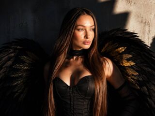 girl webcam naked KatyMonro