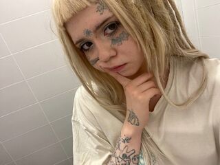 cam girl playing with dildo MilaMellow