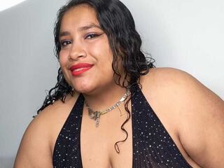 cam girl latex cam BellaYouns