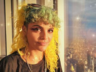 girl spanking web cam LilaBratz