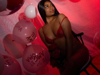 naked girl with cam AdaraZaens