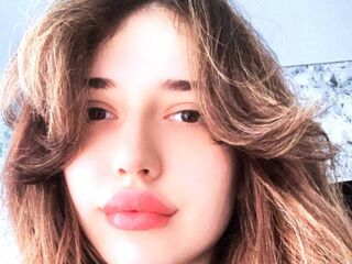 chat room cam AliceTrisavya