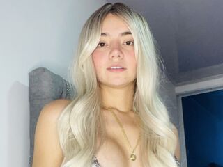 cam girl masturbating with sextoy AlisonWillson