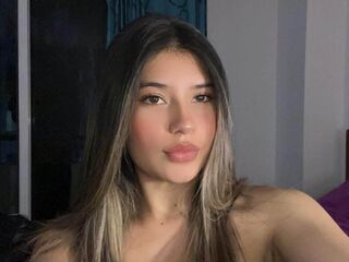 hot webcam slut AmberColombia