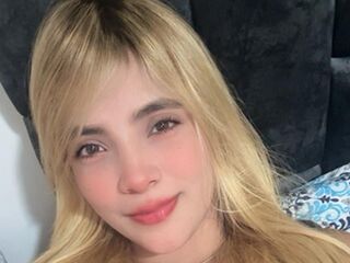 girl chat room AngelineBellrose