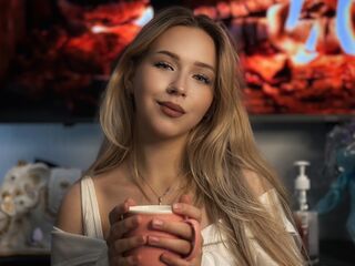 free adult cam picture AraCapell