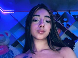 naughty camgirl masturbating with dildo AriPhol