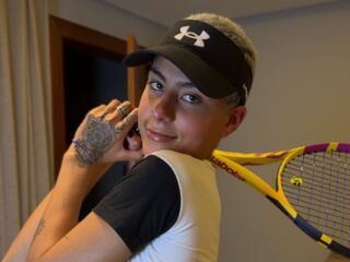 camgirl showing tits AriadneRose