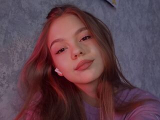 naked girl with webcam masturbating with vibrator ArleanWerling