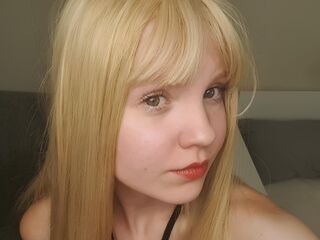 naked girl with webcam masturbating with sextoy BettyBer