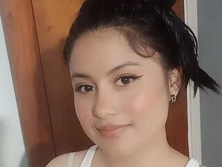 hot cam show BonnyWeir