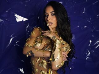 masturbating cam girl BriAnna