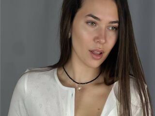 hot live cam CharleneKnow