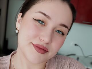 cam girl live webcam CharyBingg