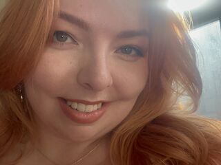 naked camgirl gallery CurvyCateLJ