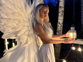 girl sexcam CutesLucy