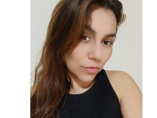 bedroom live webcam DaniMiel