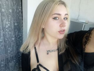 cam DinahSalimas