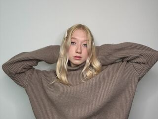 naked camgirl photo EleneDevon