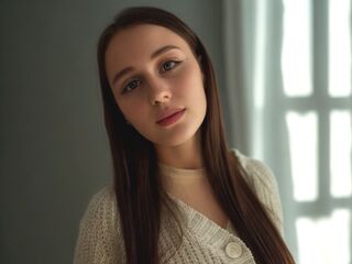 cam chat ElwynaHarn