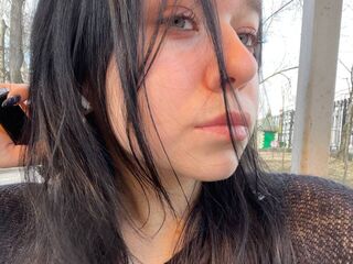 adult liveshow ElzzaCute