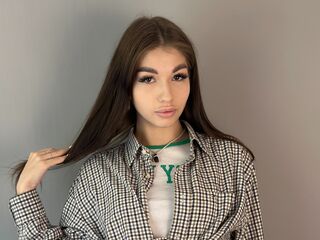 free nude cam ErlinaCarl