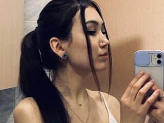 adult cam live EvelynneKayratte