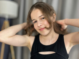 girl webcam GemmaHatchett