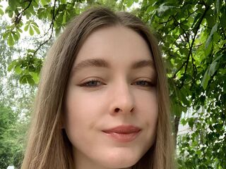 naked webcam girl video HalfUndon