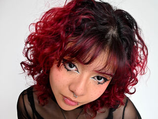 naked girl with webcam masturbating with vibrator JhadeLuxe