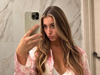 camgirl video chat JohnieBritton
