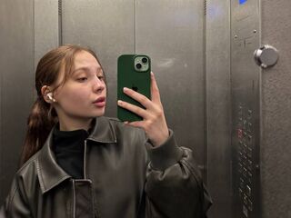 free camsex JuneWood