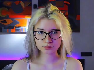 hot cam hooker KiraSerene