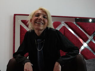 webcam stripper KloeSwings