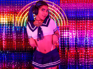 naughty camgirl photo KoralineMiller