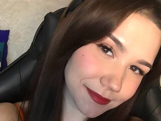naked cam girl masturbating with vibrator KylieChapmann
