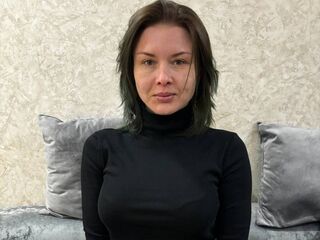 cam girl playing with sextoy LexeRoss