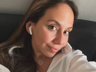 livesex cam girl LilaWillson
