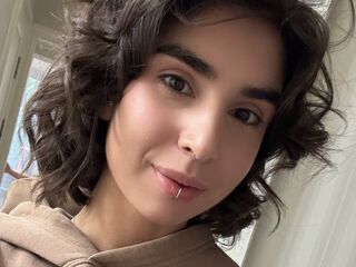 hot camslut LillianKnight