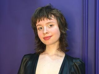 topless cam girl LillyStark