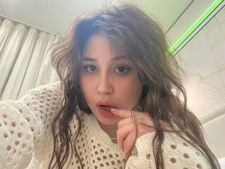 beautiful girl webcam LolaBerry