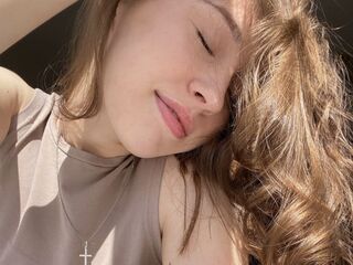 naked webcam girl photo LolaMeiu