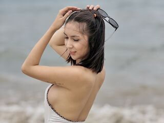 free webcam chat room LucyStart