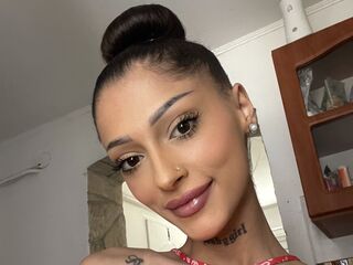 hot cam girl LunaEmerald