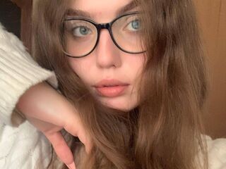 webcam babe chatroom LuxSophi