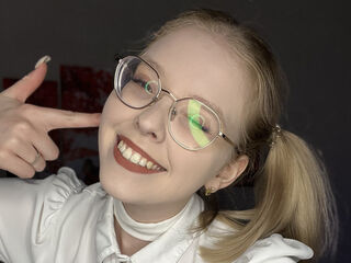 free adult cam picture LynnaCarrington