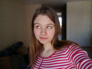 hot cam girl MerciaBiddy