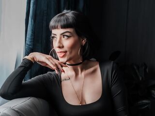 camgirl masturbating with vibrator MilaRomannof
