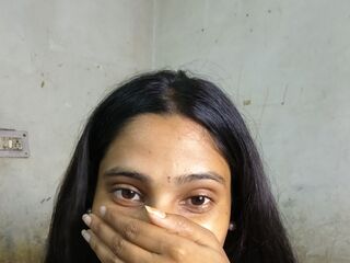 naughty video chat MuskaanSingh