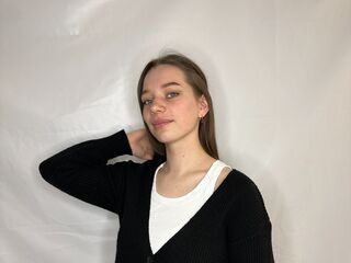 camwhore masturbating with vibrator OdeliaBrucker